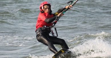 Tested kitesurfing on Jaï beach in Marignane